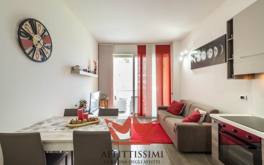 2 Locali con terrazzo zona espinasse - milano.