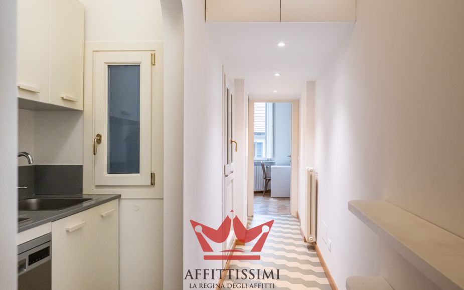 Trilocale arredato in quadronno - crocetta.