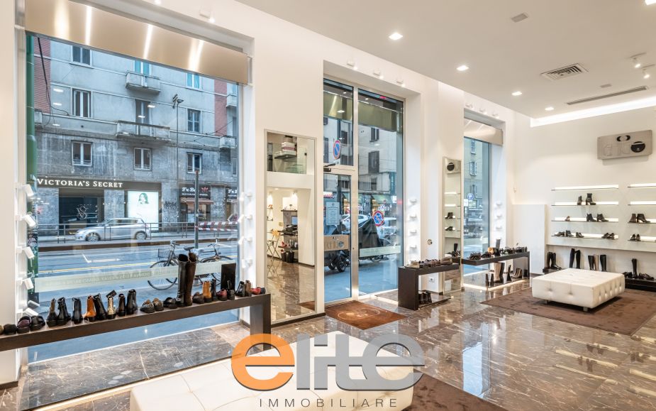 Negozio 3 vetrine zona Buenos Aires oltre magazzino.