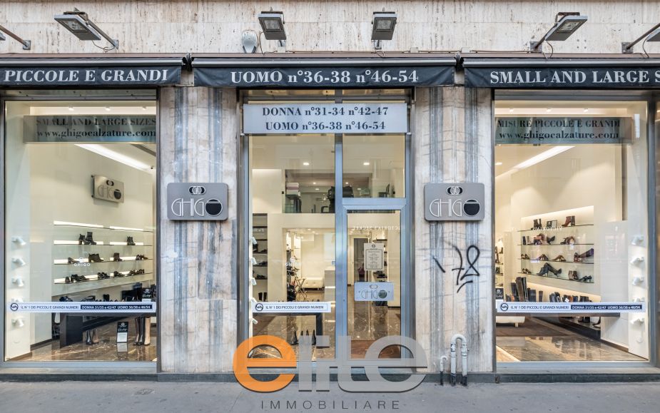 Negozio 3 vetrine zona Buenos Aires oltre magazzino.