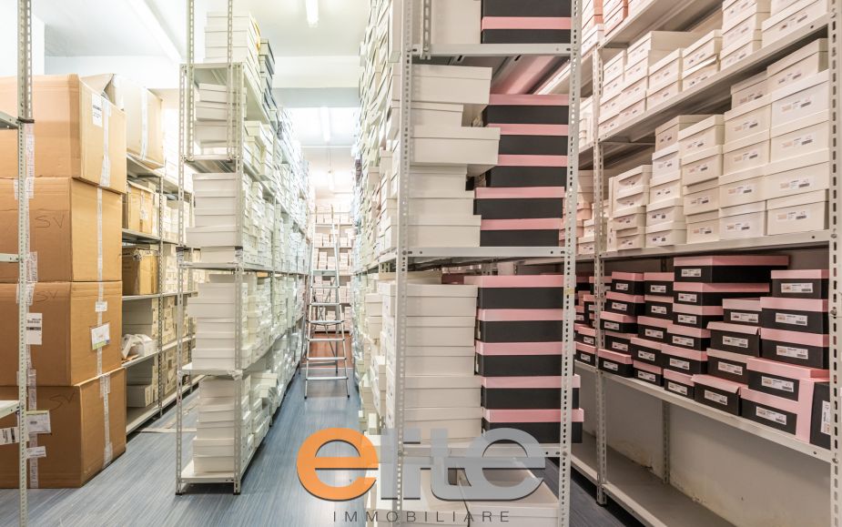 Magazzino di 280mq in porta venezia - stazione centrale.