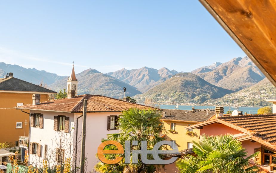 Villa con giardino a colico sul lago di como