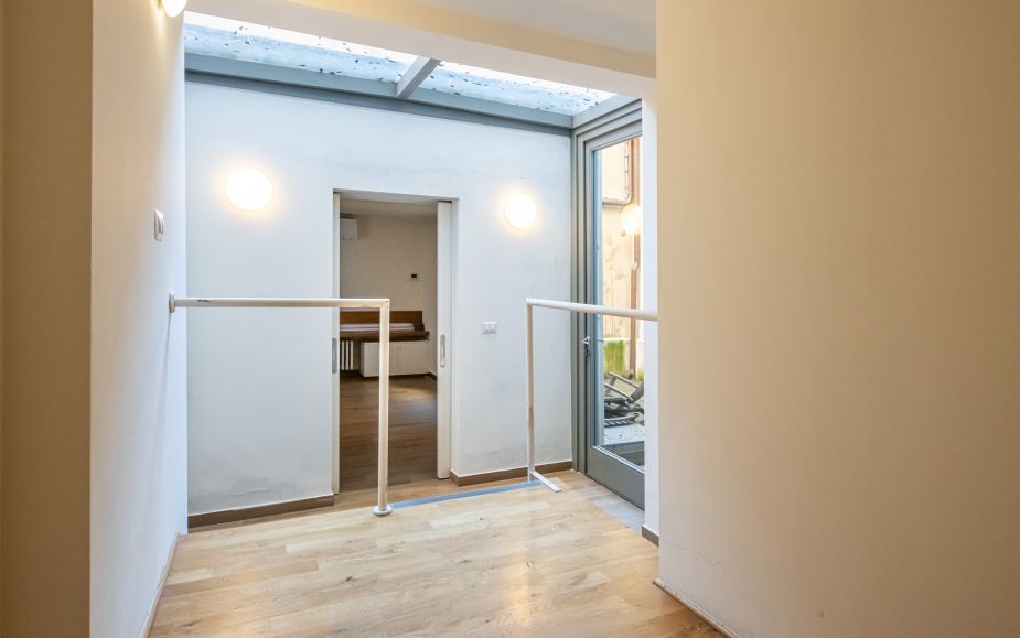 Ufficio in affitto in zona Monti Cadorna.