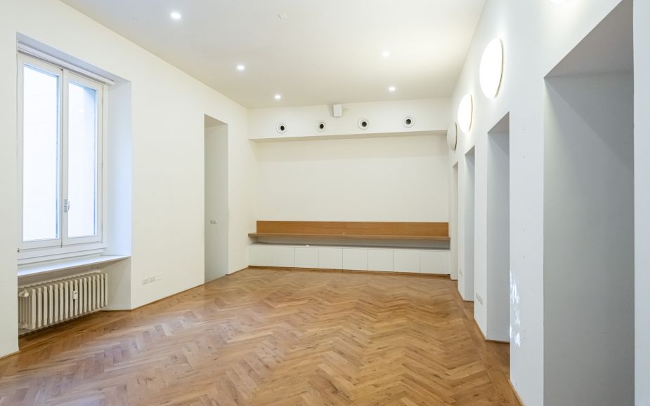 Ufficio in affitto in zona Monti Cadorna.