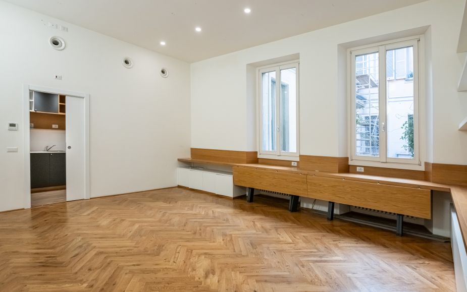 Ufficio in affitto in zona Monti Cadorna.