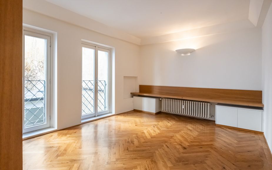 Ufficio in affitto in zona Monti Cadorna.