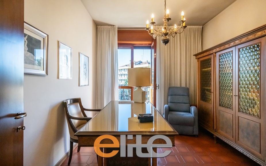 4 locali con box ampio ultimo piano tripla esposizione