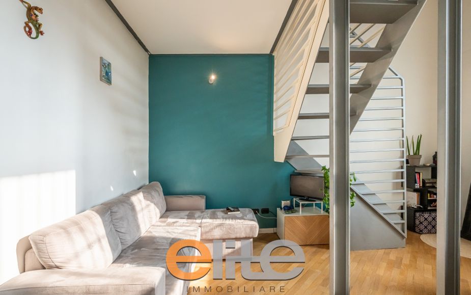 Casa stile loft a 2 minuti dalla metro gialla