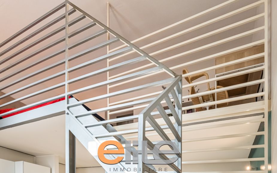 Casa stile loft a 2 minuti dalla metro gialla