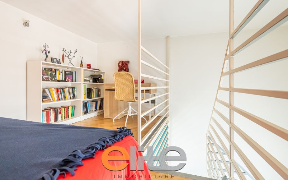 Casa stile loft a 2 minuti dalla metro gialla