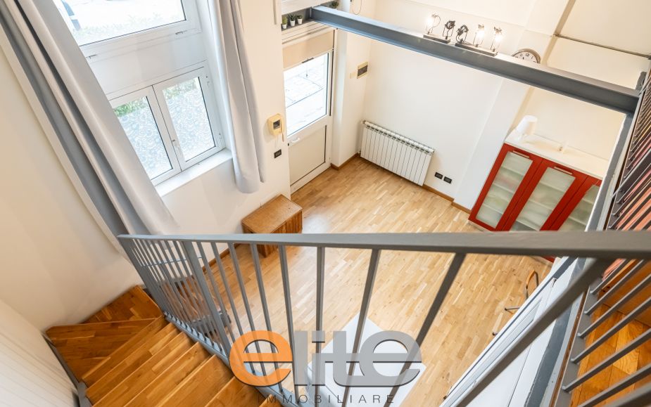 Loft-style apartment in the Istria M5 metro area