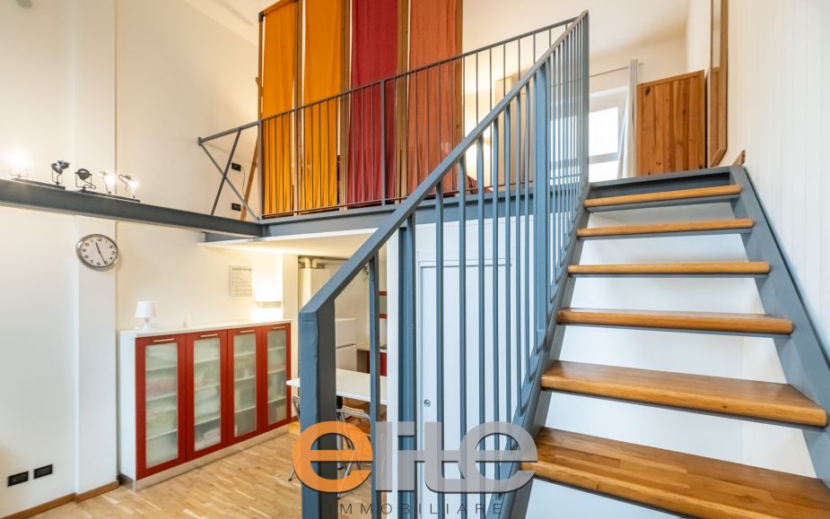 Loft-style apartment in the Istria M5 metro area