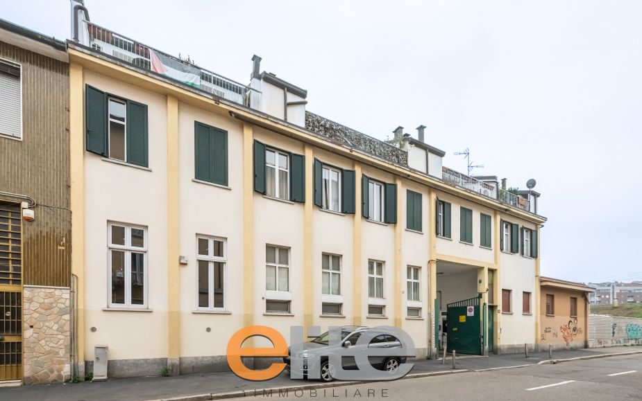 Loft-style apartment in the Istria M5 metro area