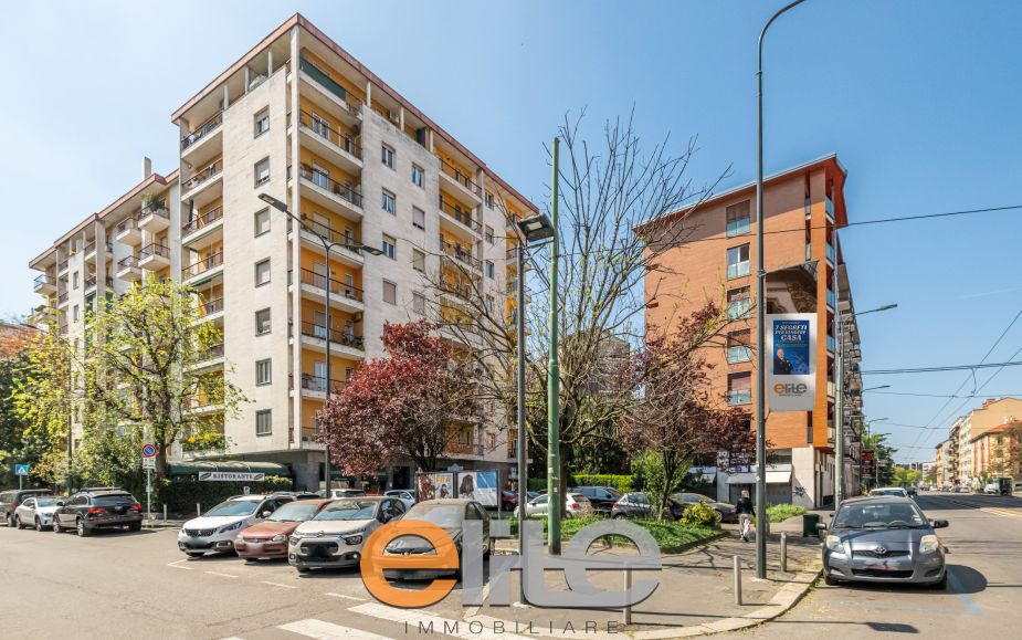 Trilocale via Rembrandt 10 min. Gambara MM