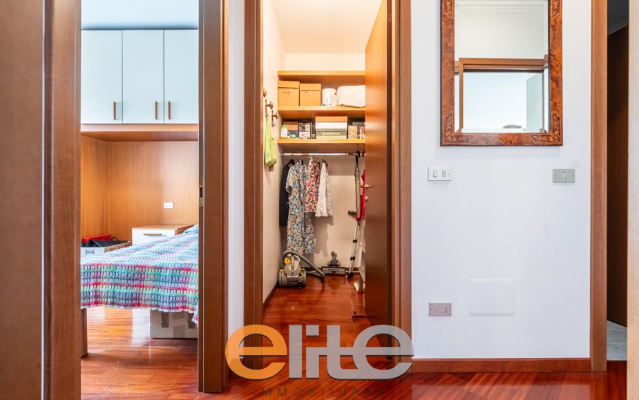 3 locali arredato con terrazzi a loggia