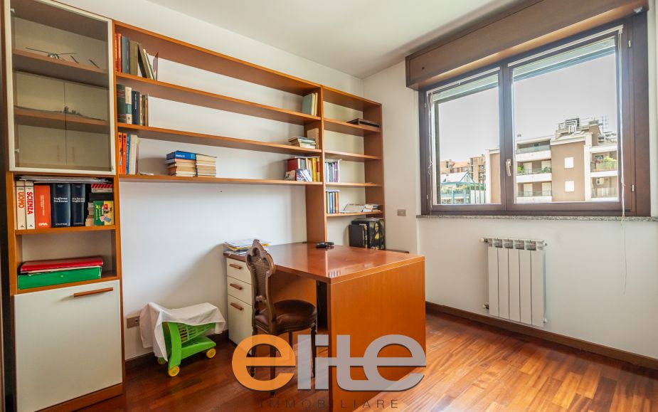 3 locali arredato con terrazzi a loggia