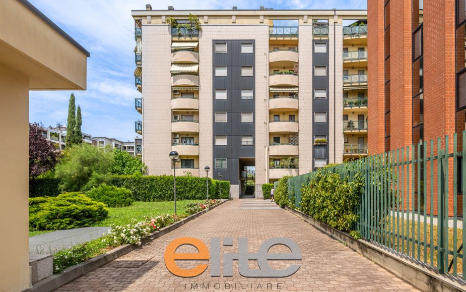 3 locali arredato con terrazzi a loggia