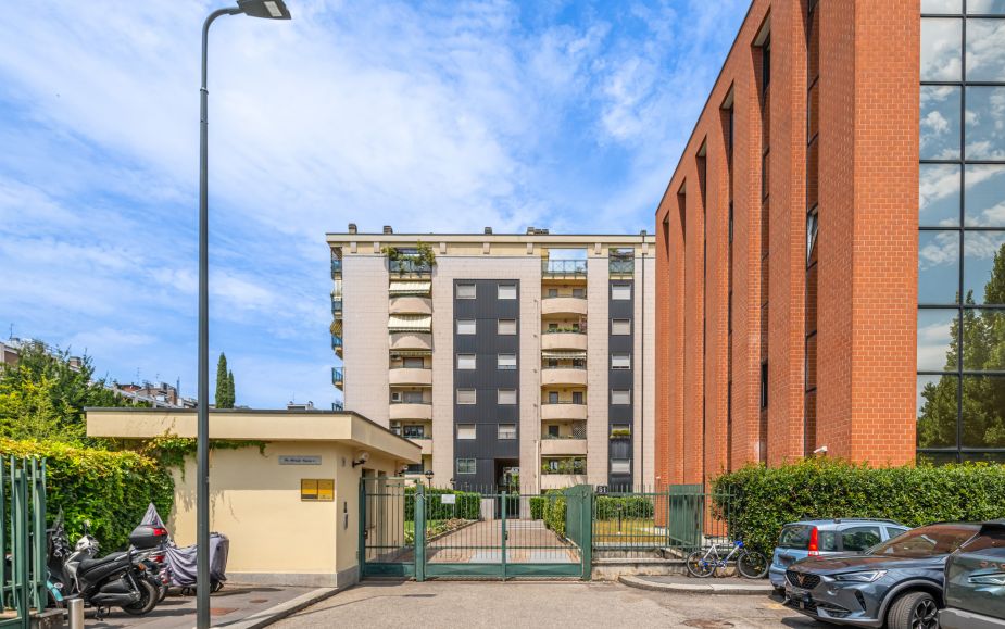 3 locali arredato con terrazzi a loggia