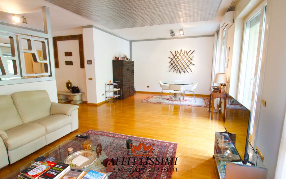 Quadrilocale con box trilo zona Buonarroti