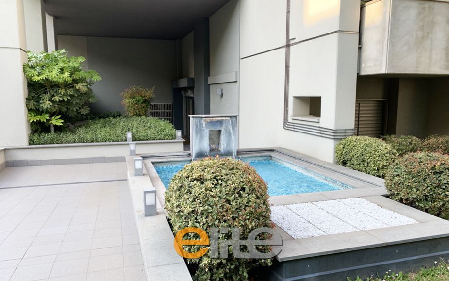 Furnished one-bedroom apartment in a modern building near Bocconi.