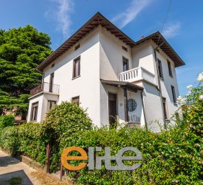 Villa con parco a Mandello Lario